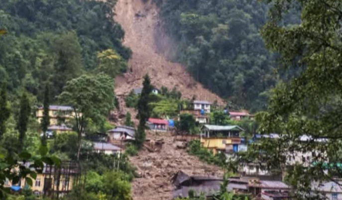 sikkim-rimbi-landslide-heavy-rain-north-bengal-bridge-collapse
