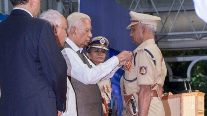 4 police officers of Bengal are getting special medals of the central government