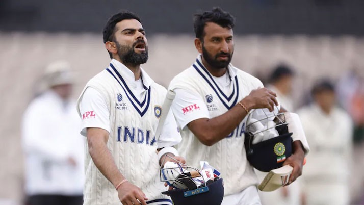 Is India breaking the winning combination in the third Test at Headingley?