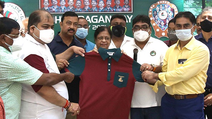 The historic jersey of Mohun Bagan's 'Amar Amar XI' which ended online in less than an hour.