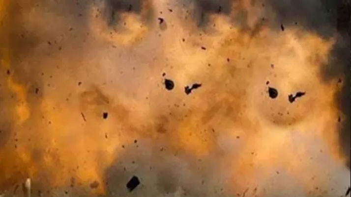 Two minors injured in bomb blast in Shamsherganj