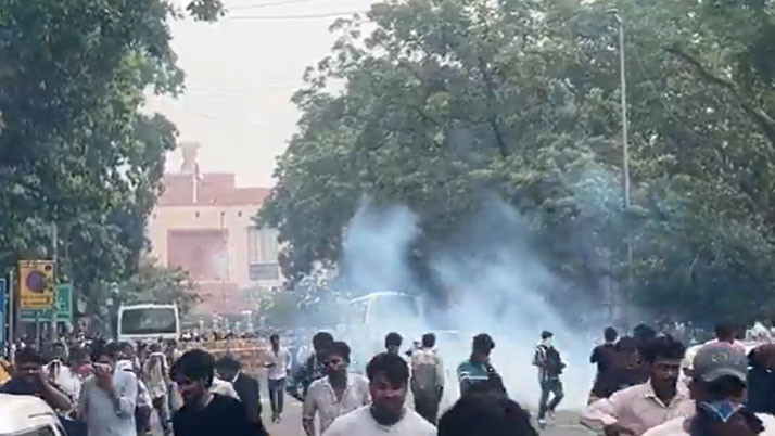 cjp-parliament-protest-delhi-lathicharge-metro-closed